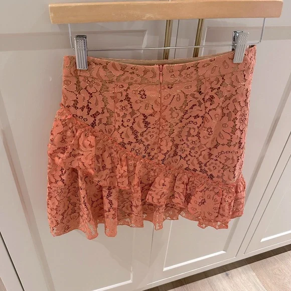 NWT ✨ Majorelle coral floral Lace Odeza Ruffle Skirt size small - Picture 4 of 10